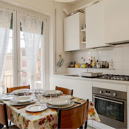 Guesthost - A Calanca - Comfy Le Grazie Apartament *